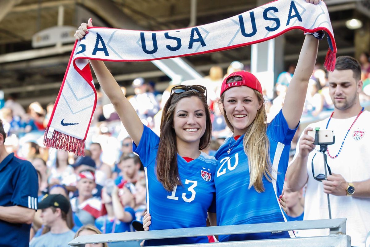fans_569_USA_v_Sweden.jpg